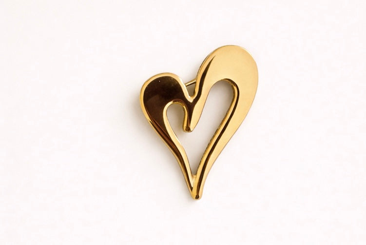Love Broche